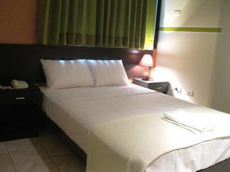 Hotel Fatima Inn Tarapoto Exterior foto